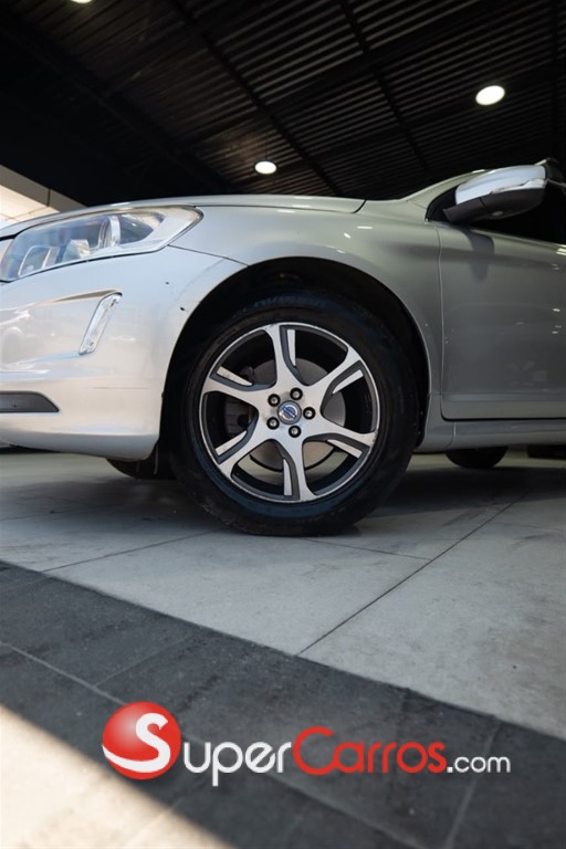 2014 Volvo XC60 T5 — foto 6 / 12