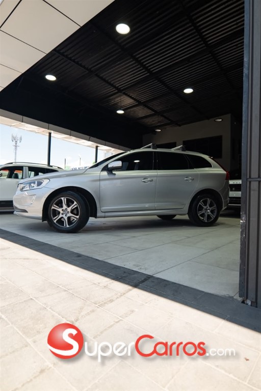 2014 Volvo XC60 T5 — foto 7 / 12