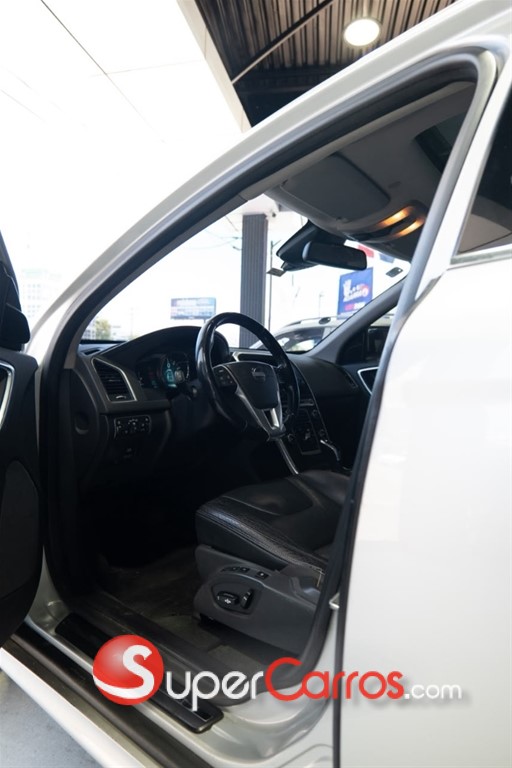 2014 Volvo XC60 T5 — foto 9 / 12