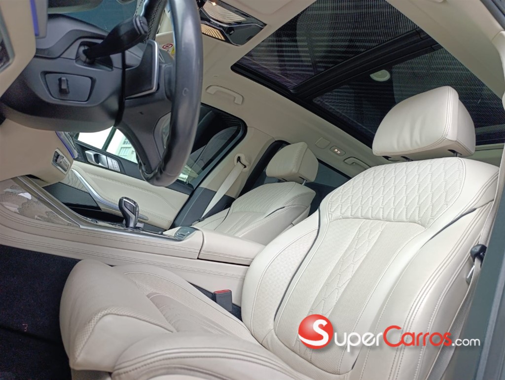 2020 BMW X 7 XDrive 30d — foto 6 / 11