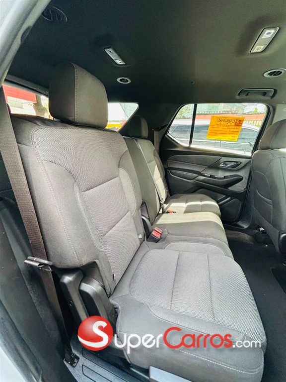 2023 Chevrolet Traverse LT — foto 8 / 12