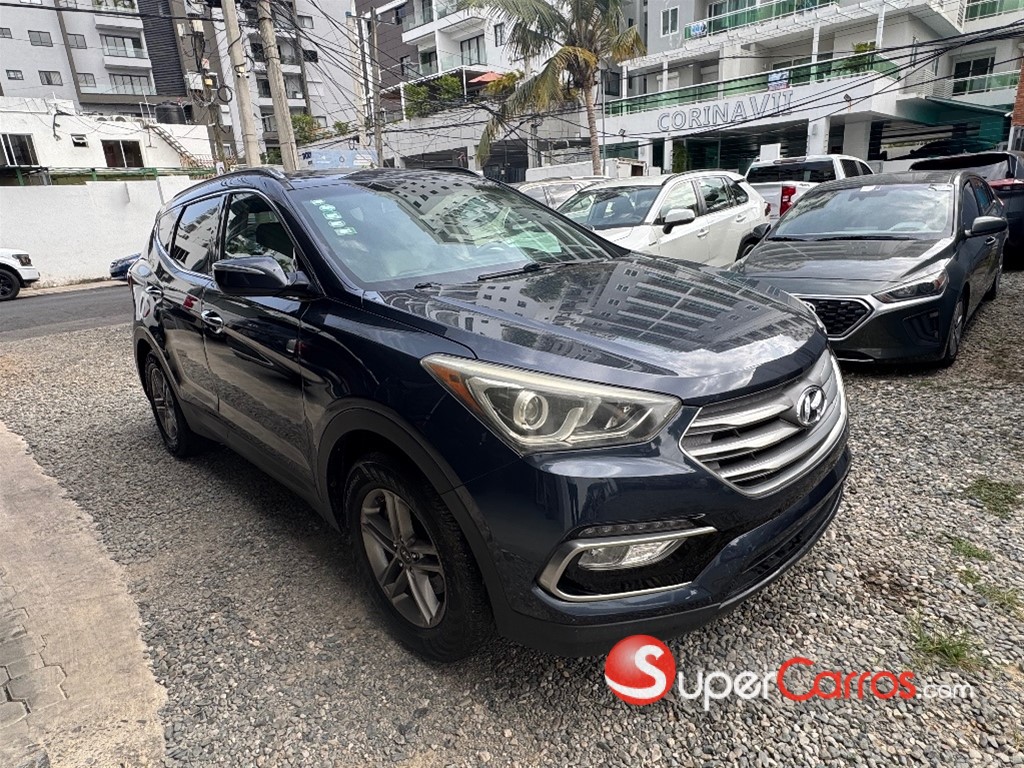 2017 Hyundai Santa Fe — foto 2 / 7
