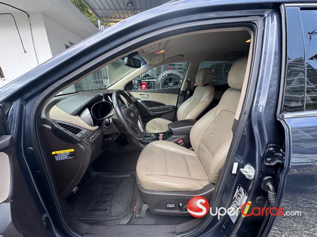 2017 Hyundai Santa Fe — foto 5 / 7