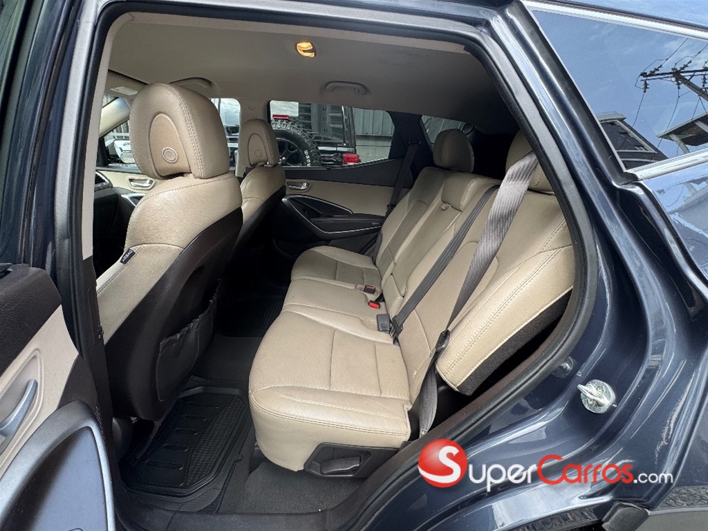 2017 Hyundai Santa Fe — foto 7 / 7