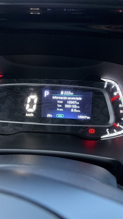 2025 Kia Sonet — foto 10 / 12