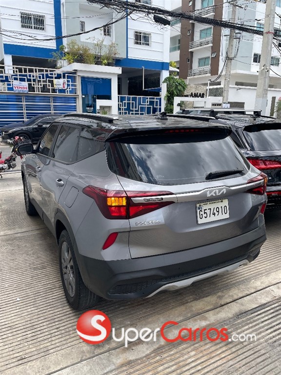 2022 Kia Seltos S — foto 4 / 12