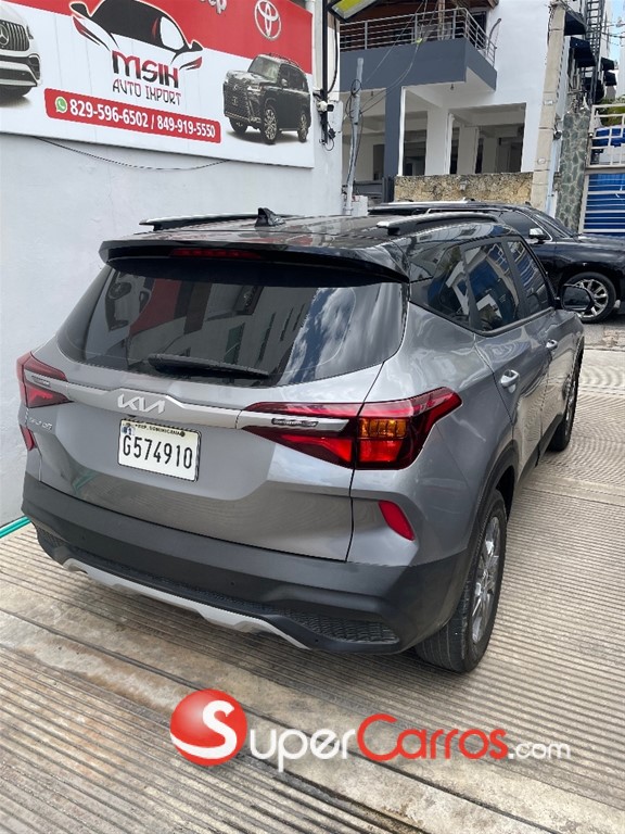 2022 Kia Seltos S — foto 6 / 12