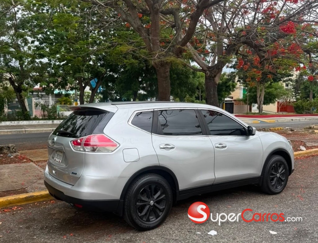 2017 Nissan X-Trail — foto 3 / 8