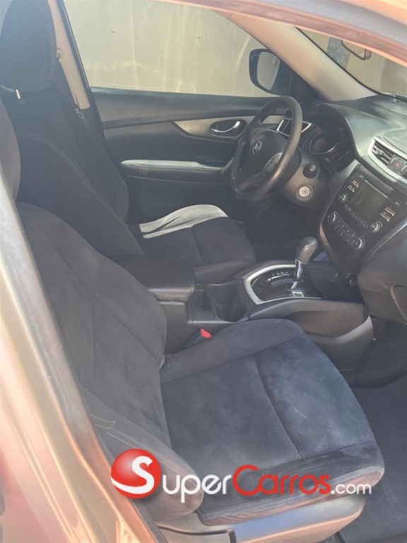 2017 Nissan X-Trail — foto 6 / 8