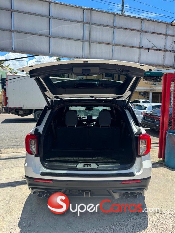 2021 Ford Explorer ST — foto 6 / 10