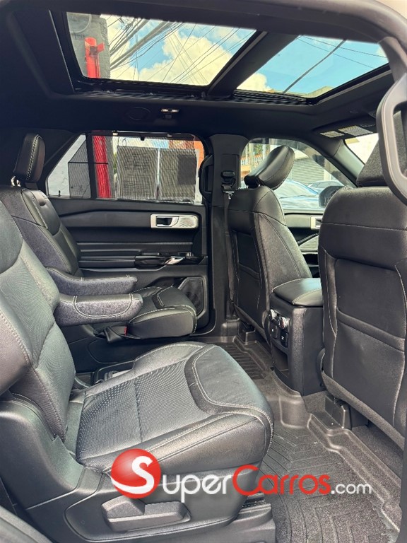 2021 Ford Explorer ST — foto 7 / 10