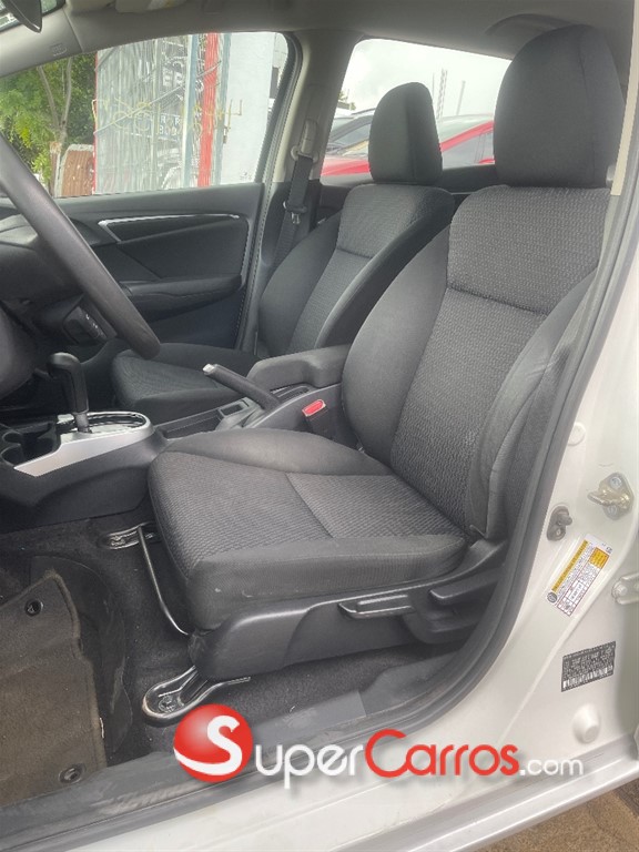 2020 Honda Fit LX — foto 6 / 12
