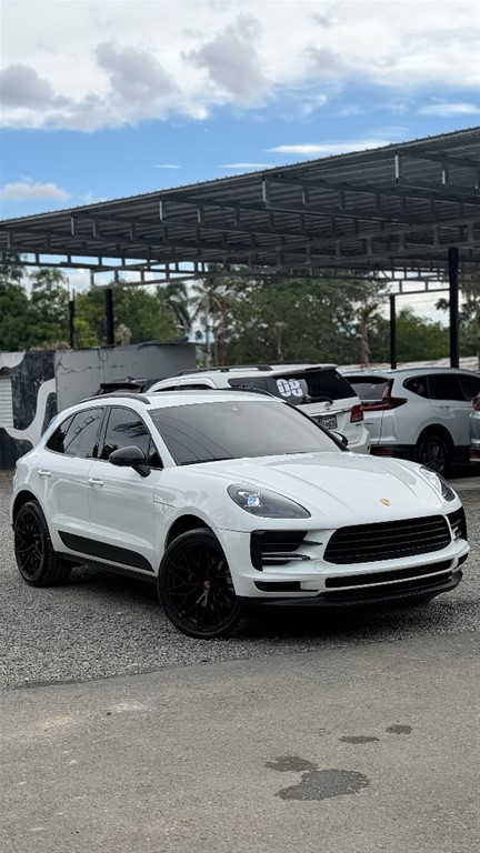 2020 Porsche Macan — foto 3 / 10