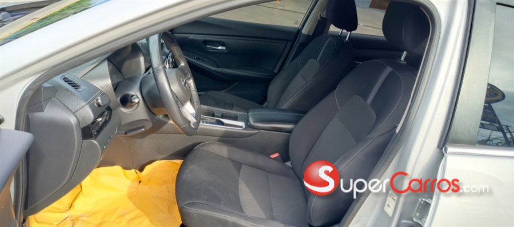 2021 Nissan Sentra SV — foto 7 / 12