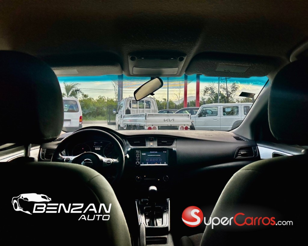 2019 Nissan Sentra S — foto 8 / 9