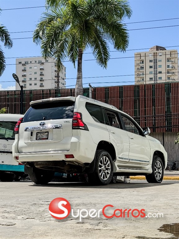 2018 Toyota Land Cruiser Prado VXL — foto 2 / 9