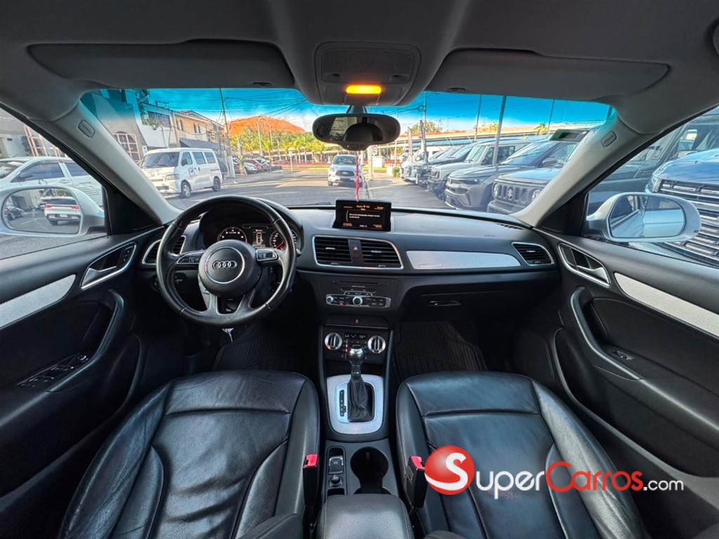 2014 Audi Q3 2.0 Quattro — foto 8 / 12