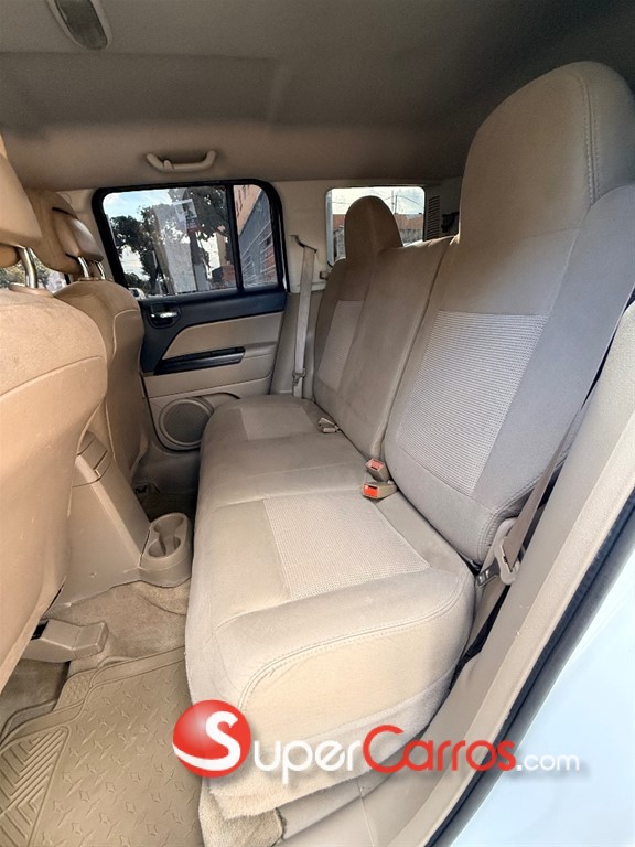 2017 Jeep Patriot — foto 9 / 12