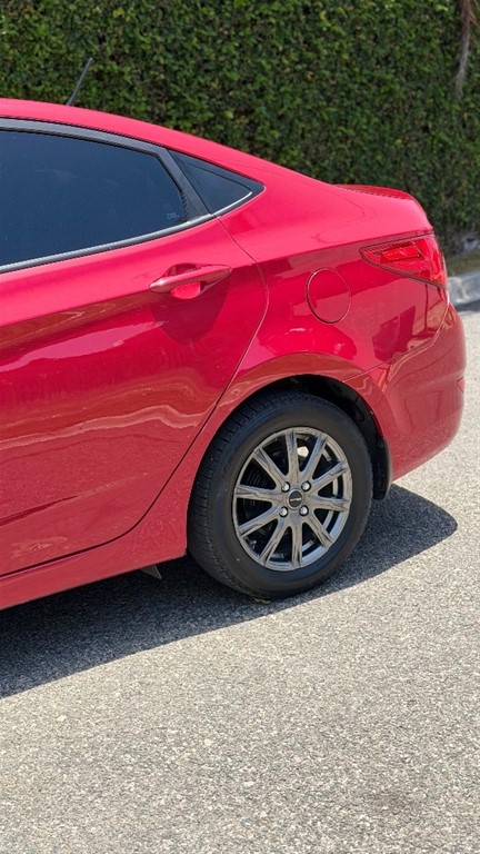 2017 Hyundai Accent SE — foto 3 / 12