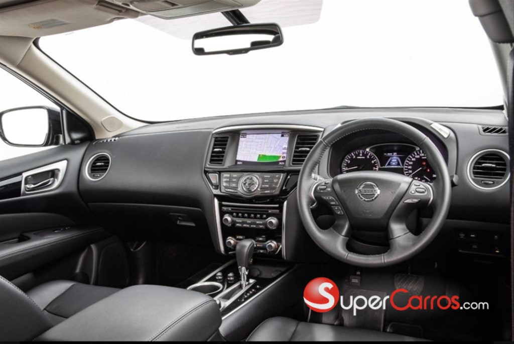 2018 Nissan Pathfinder — foto 2 / 4