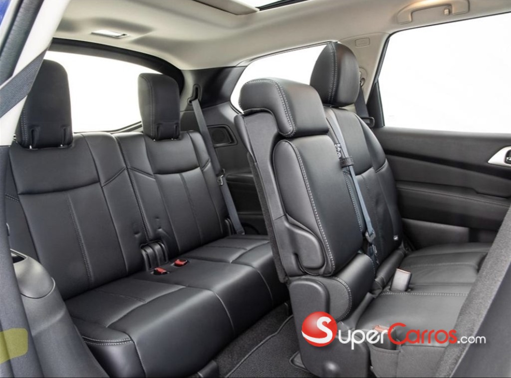 2018 Nissan Pathfinder — foto 3 / 4