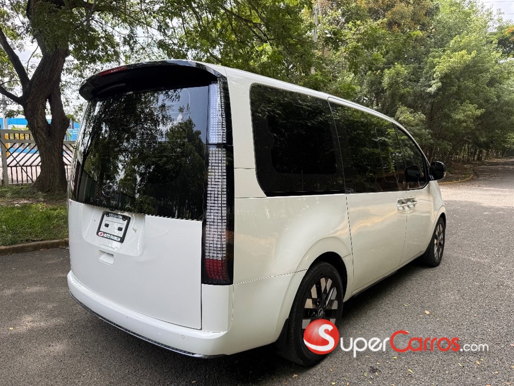 2022 Hyundai Staria — foto 5 / 9