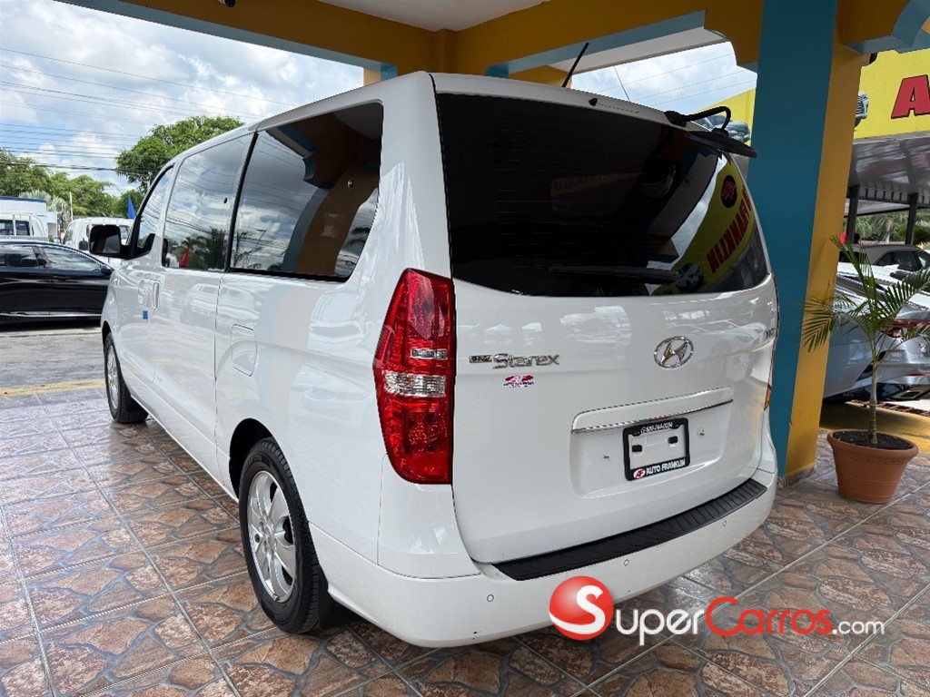 2021 Hyundai Grand Starex — foto 5 / 9
