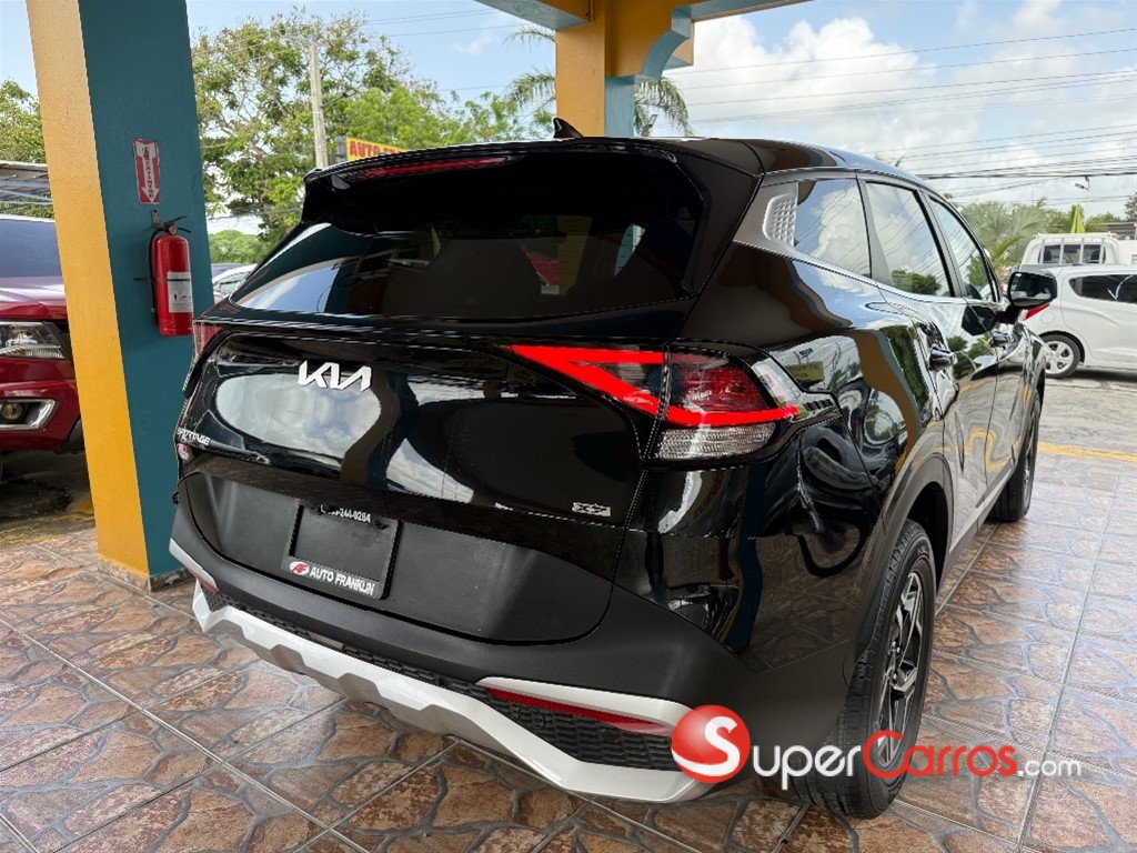 2023 Kia Sportage LX — foto 4 / 8