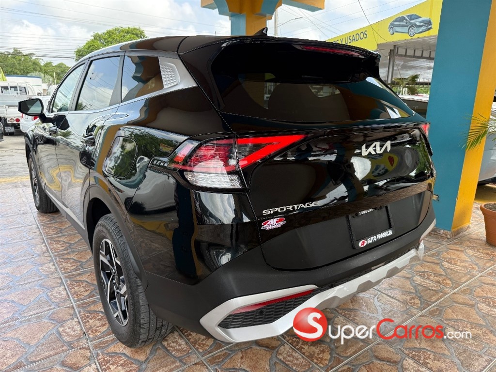 2023 Kia Sportage LX — foto 5 / 8