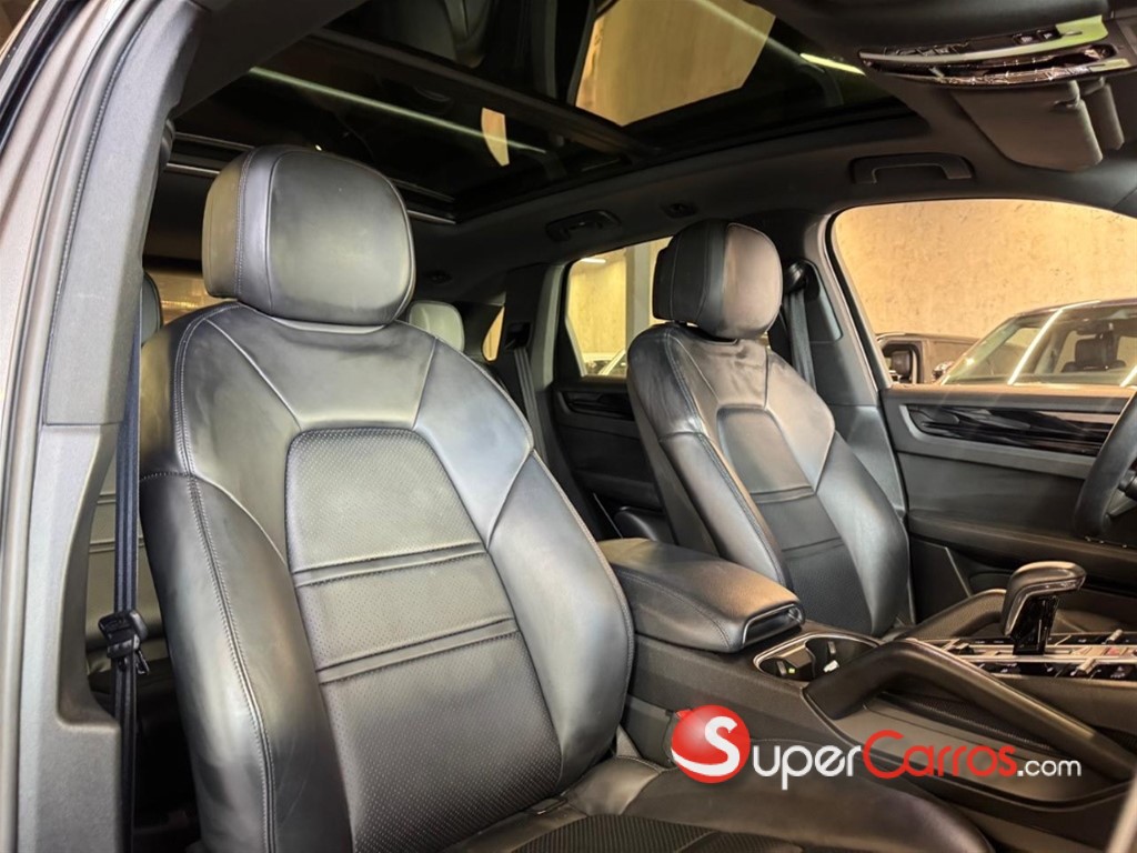 2019 Porsche Cayenne E-Hybrid — foto 9 / 12
