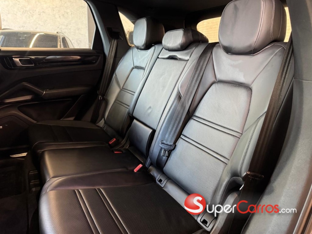 2019 Porsche Cayenne E-Hybrid — foto 10 / 12
