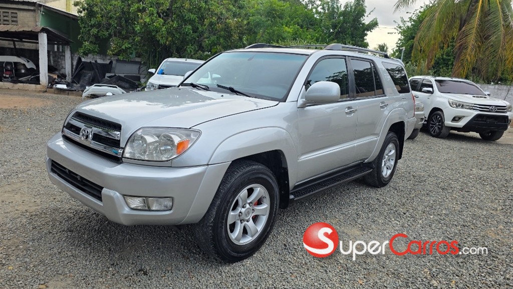 2005 Toyota 4 Runner SR5 — foto 3 / 12