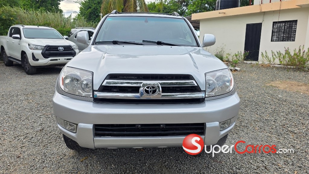 2005 Toyota 4 Runner SR5 — foto 5 / 12