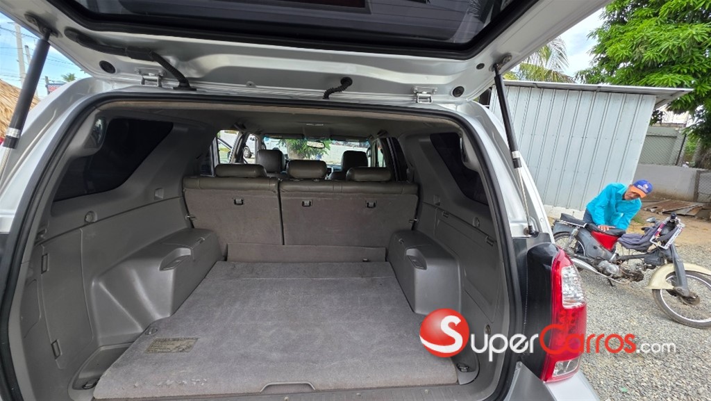2005 Toyota 4 Runner SR5 — foto 12 / 12