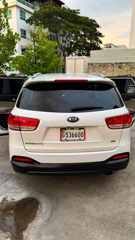 2015 Kia Sorento — foto 3 / 10