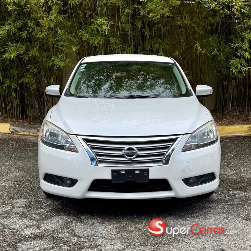 2015 Nissan Sentra — foto 2 / 9