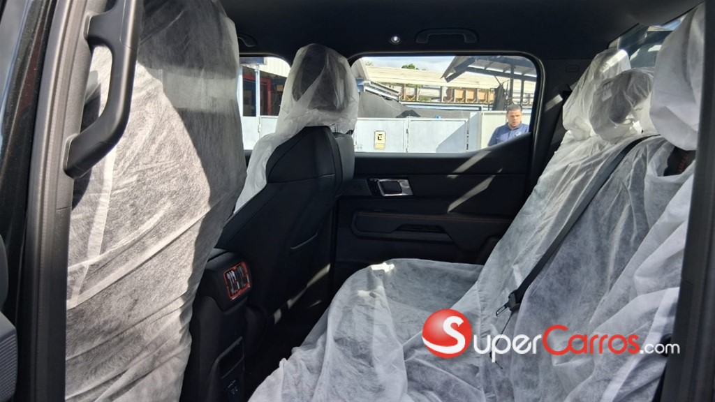 2027 BYD Shark — foto 6 / 12