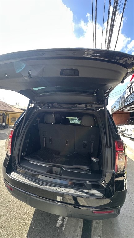 2023 Chevrolet Tahoe RST — foto 7 / 12