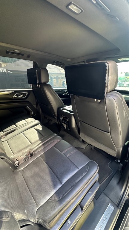 2023 Chevrolet Tahoe RST — foto 8 / 12