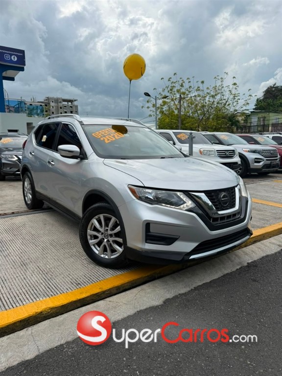 2020 Nissan Rogue SV