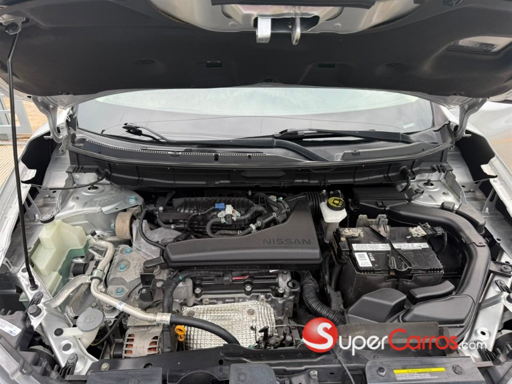 2020 Nissan Rogue SV — foto 10 / 11