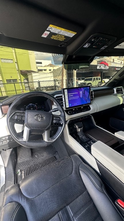 2023 Toyota Tundra Capstone — foto 9 / 12