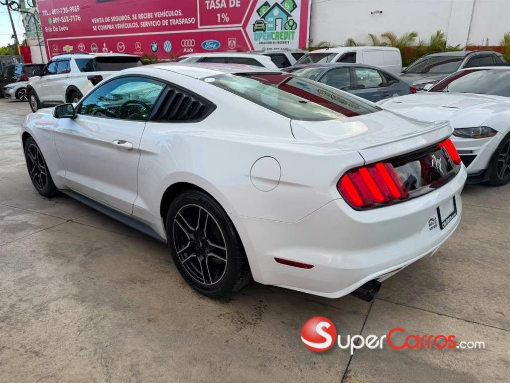 2016 Ford Mustang — foto 5 / 7