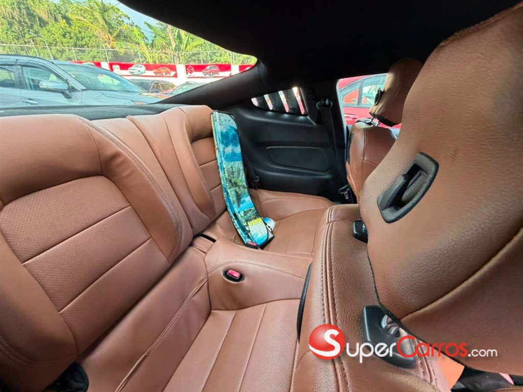 2016 Ford Mustang — foto 7 / 7