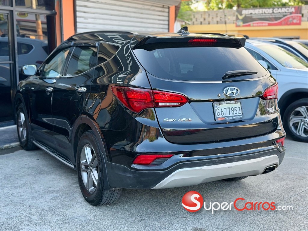 2017 Hyundai Santa Fe Sport — foto 7 / 12