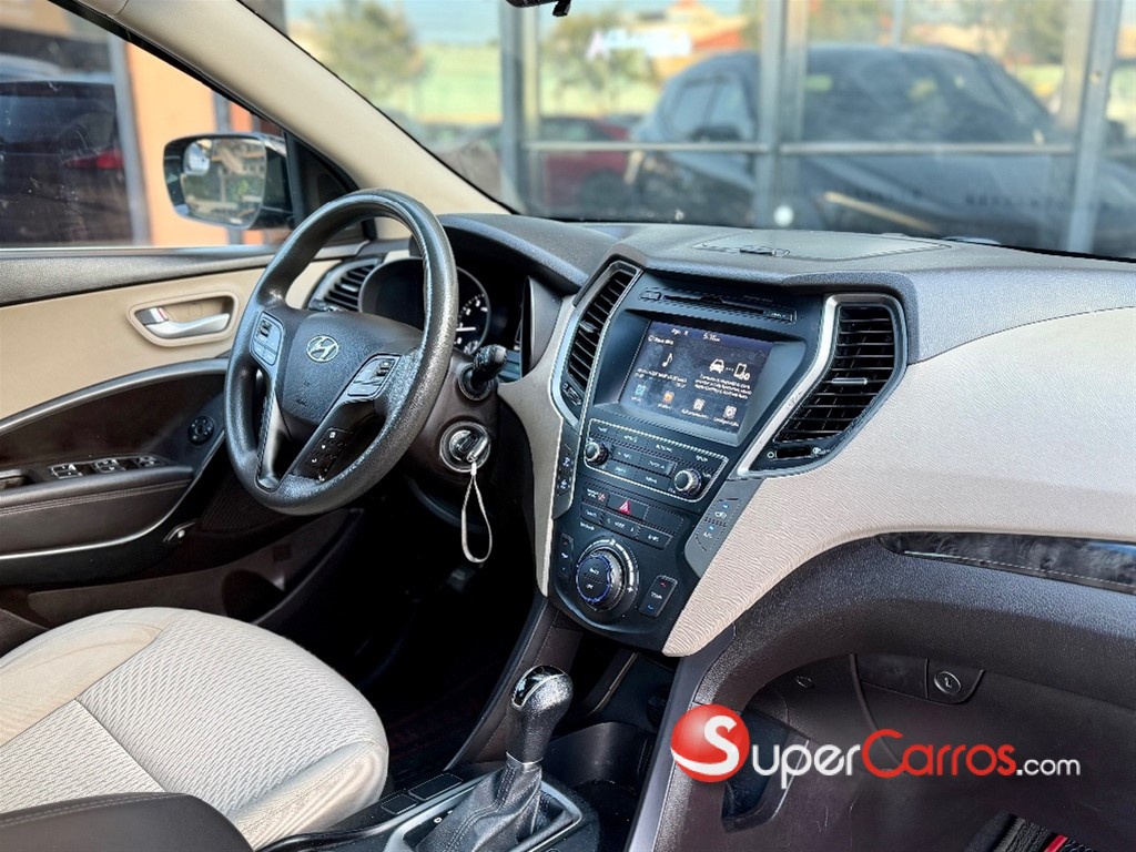 2017 Hyundai Santa Fe Sport — foto 11 / 12