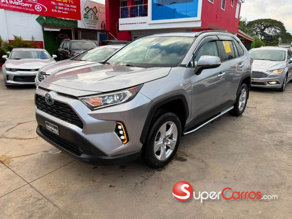 2021 Toyota RAV4 XLE