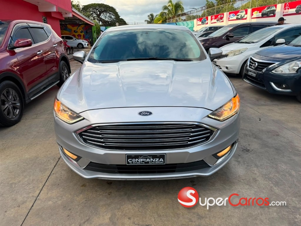 2016 Ford Fusion SE — foto 2 / 9