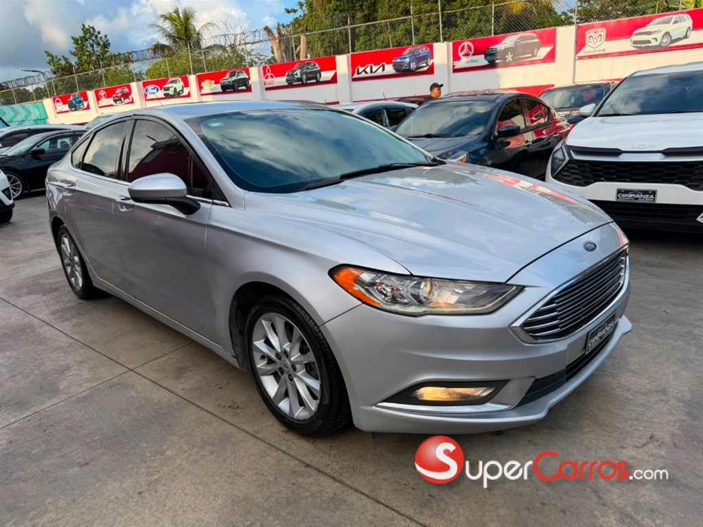 2016 Ford Fusion SE — foto 3 / 9
