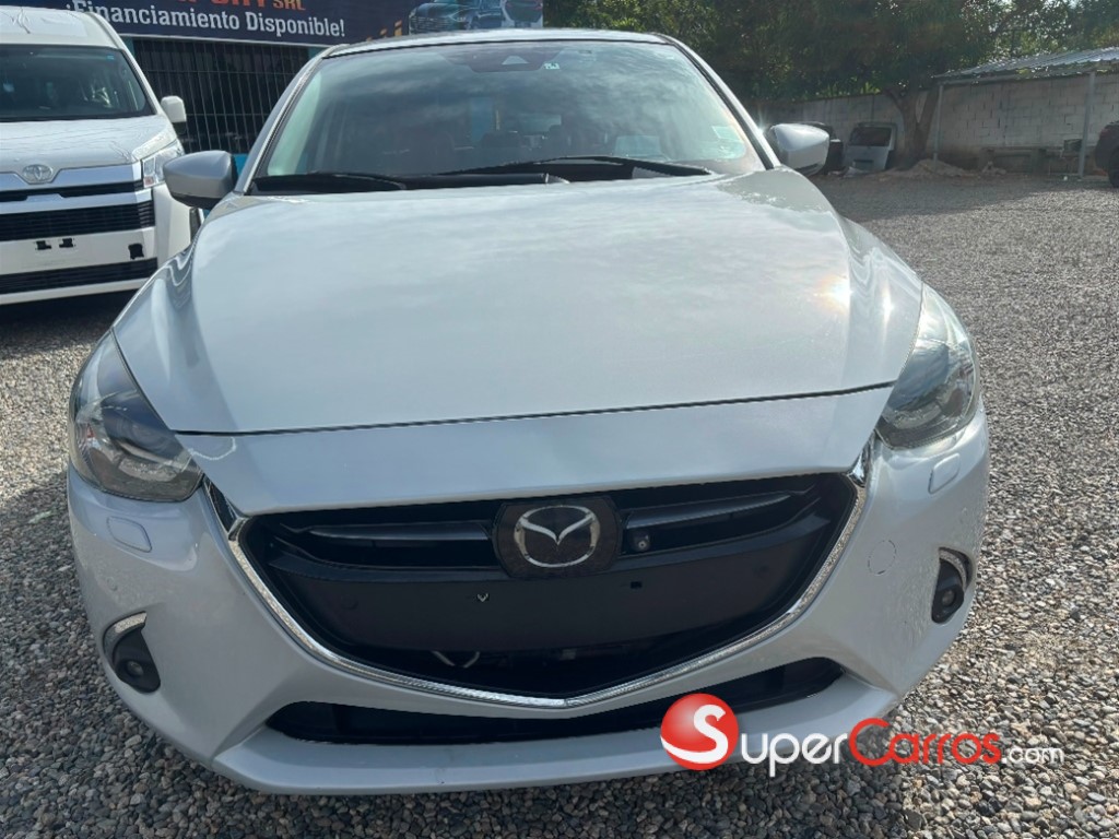 2020 Mazda Demio — foto 2 / 8